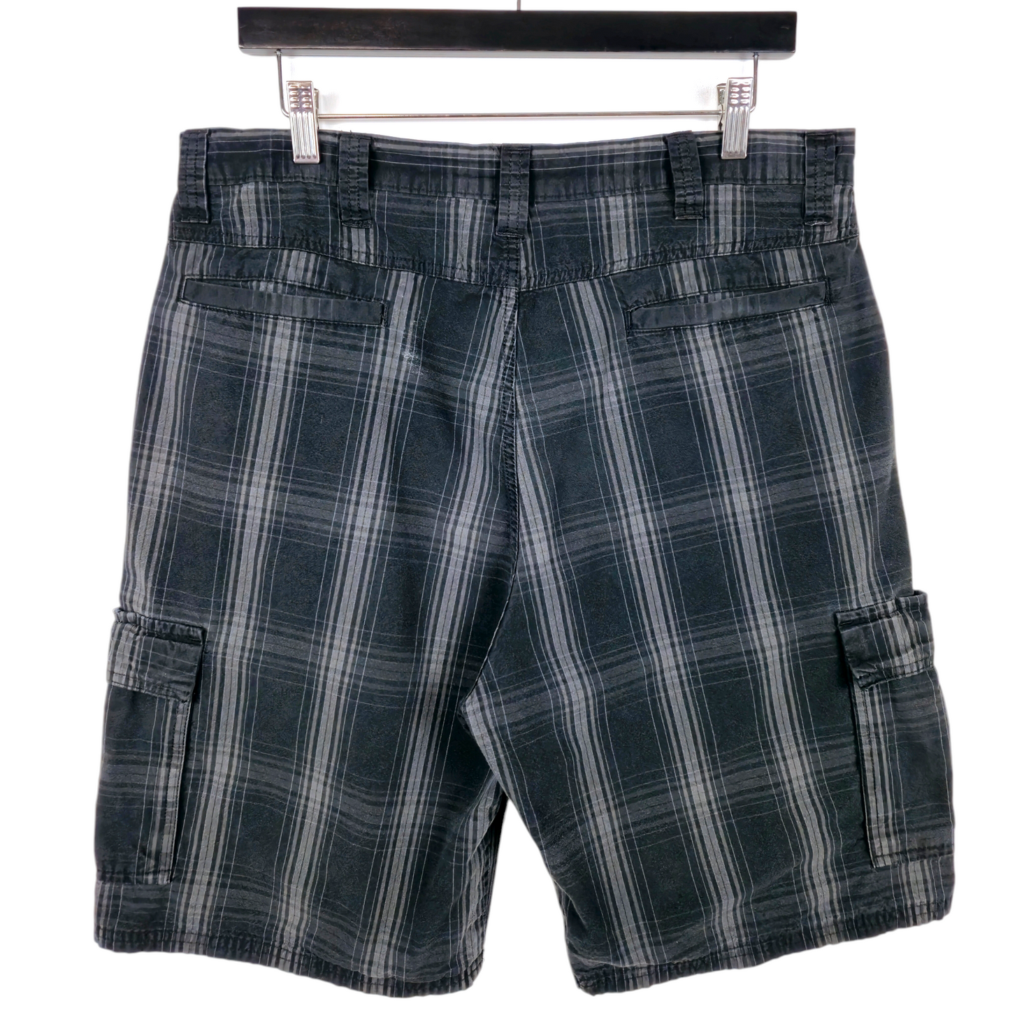 Wrangler Black & Grey Checkered Cargo Shorts W34