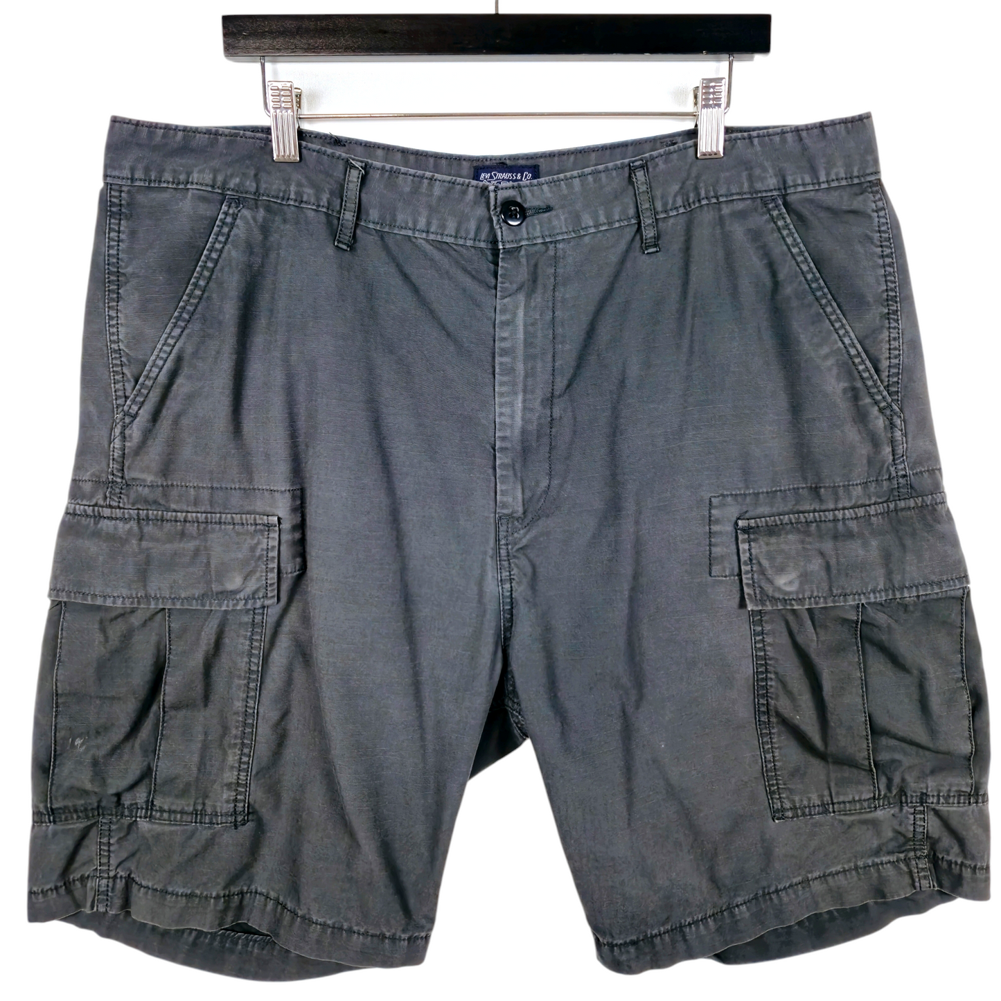 Levis Dark Grey Cargo Shorts W39