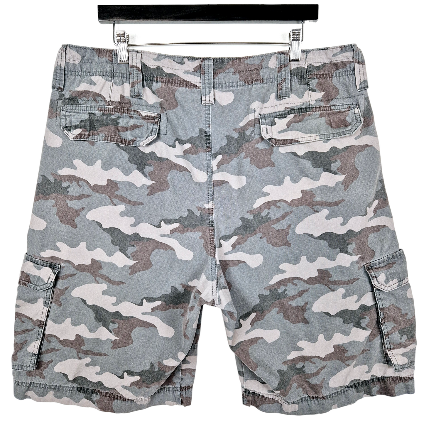 Wrangler Grey Camo Cargo Shorts W38