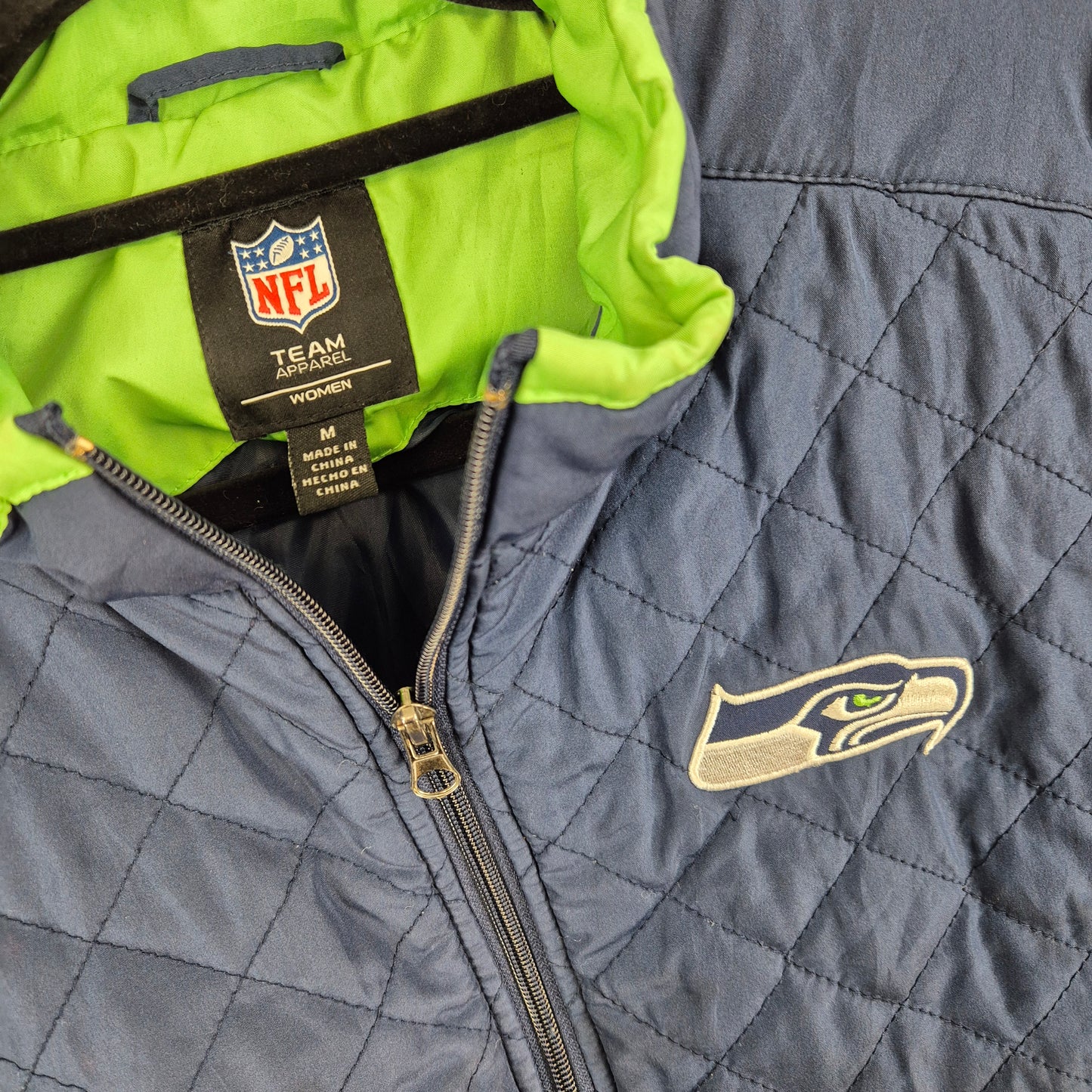 NFL Team Apparel Womens Seattle Seahawks Dark Blue Padded Gilet Vest Size M