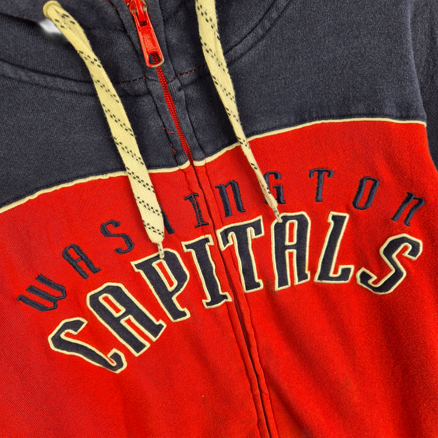 Vintage Reebok NHL Washington Capitals Red & Blue Zip Hoodie Size XL