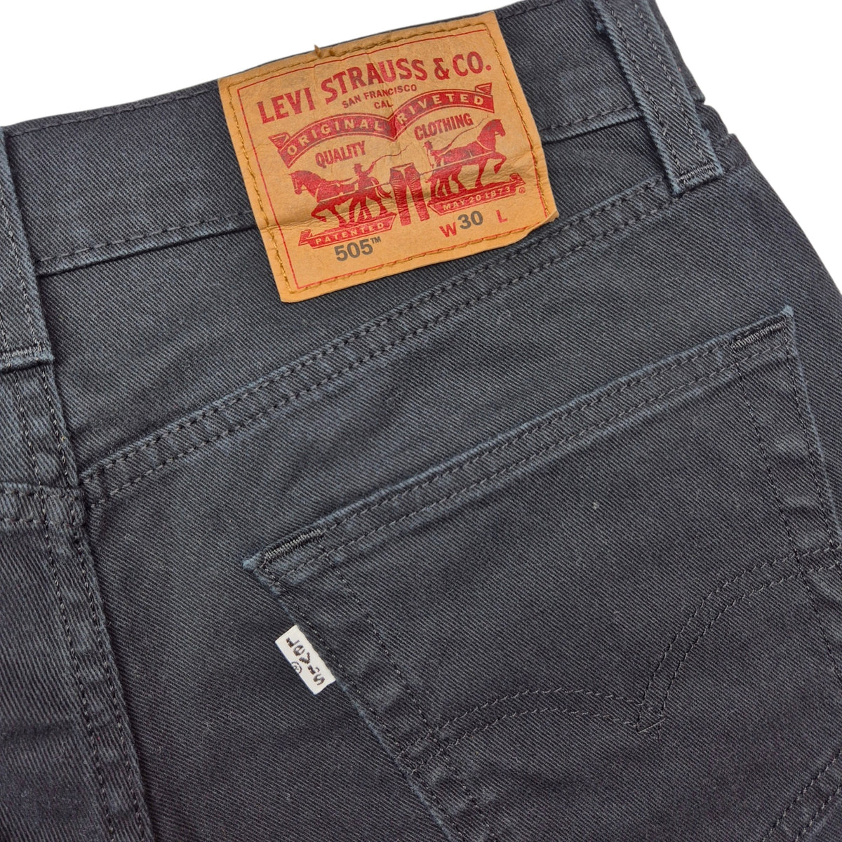 Levis 505 Jeans Black Denim Shorts W30
