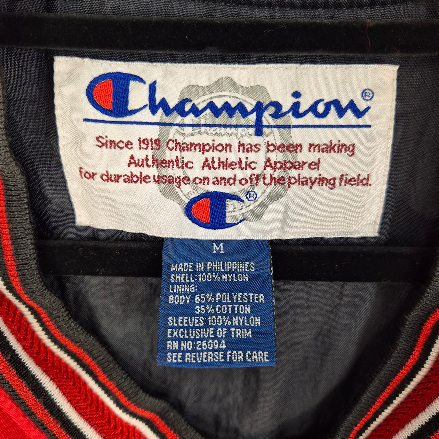 Vintage Champion 90's Wisconsin Badgers Red Nylon Spray Jacket Size M
