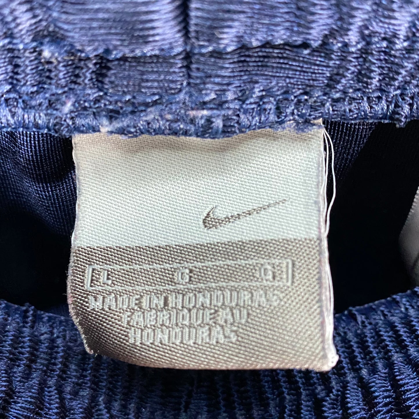 Vintage Nike 2000's Dark Blue Sport Shorts Size L