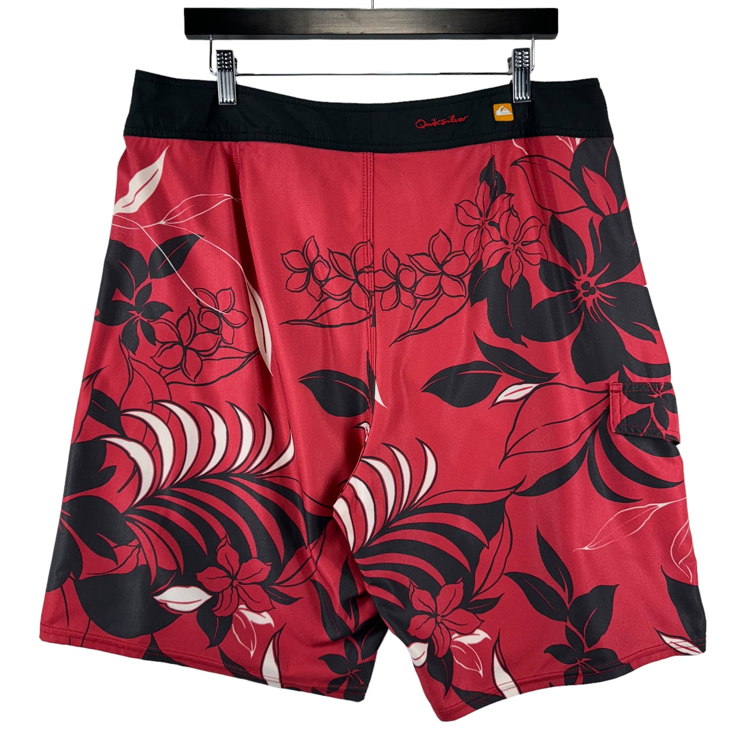 Quiksilver Red & Black Floral Pattern Beach Swim Shorts Size L