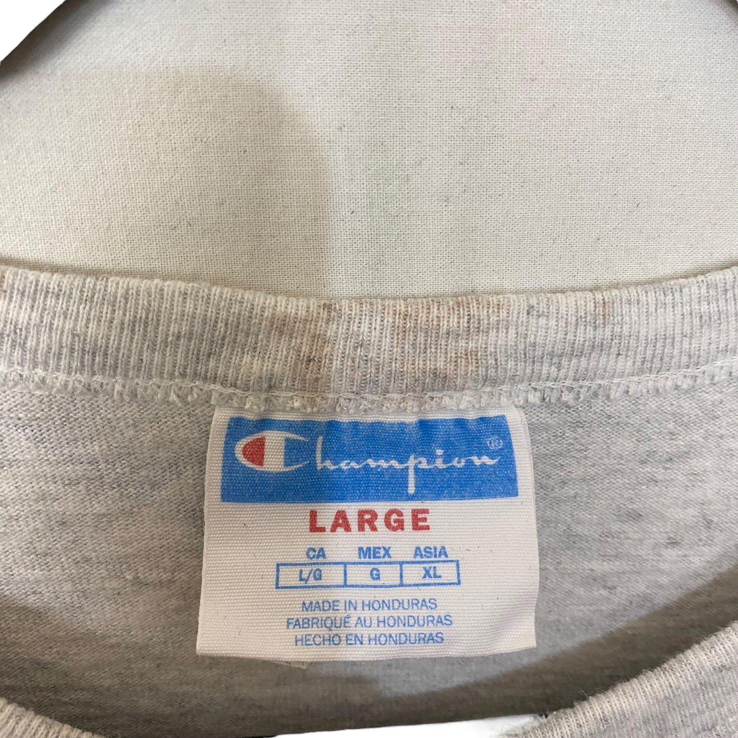 Vintage Champion 2000's Light Grey All Over Print Cotton Tee Shirt Size L