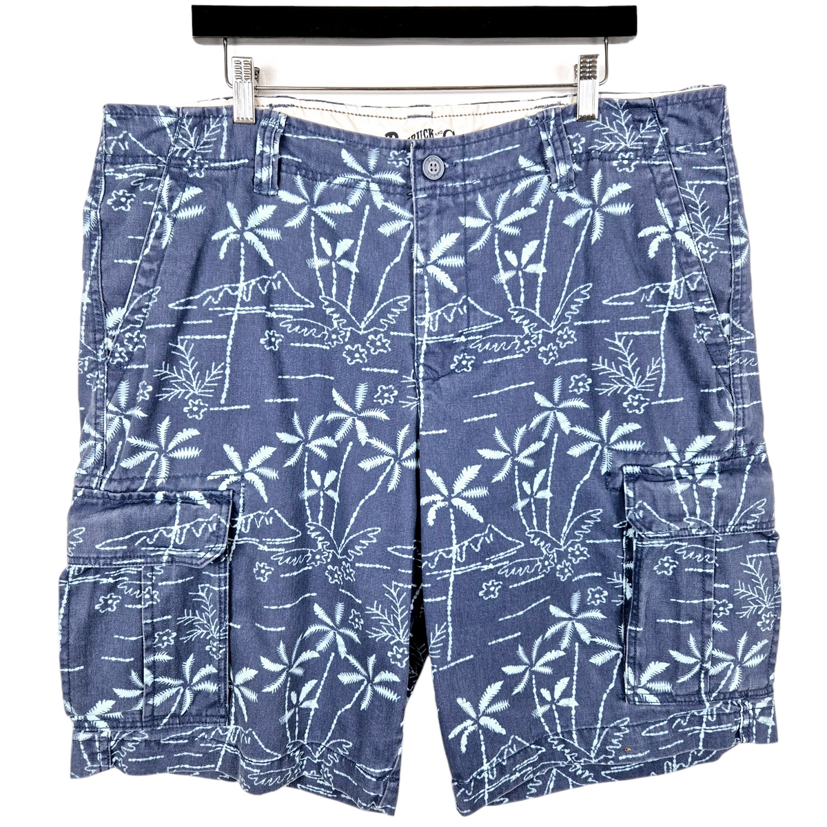 Roebuck & Co Steel Blue Tropical Pattern Cargo Shorts W39