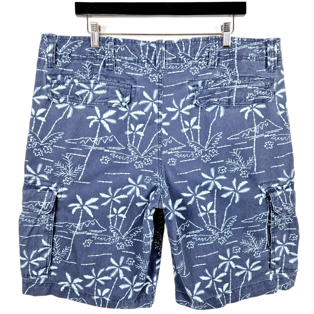 Roebuck & Co Steel Blue Tropical Pattern Cargo Shorts W39