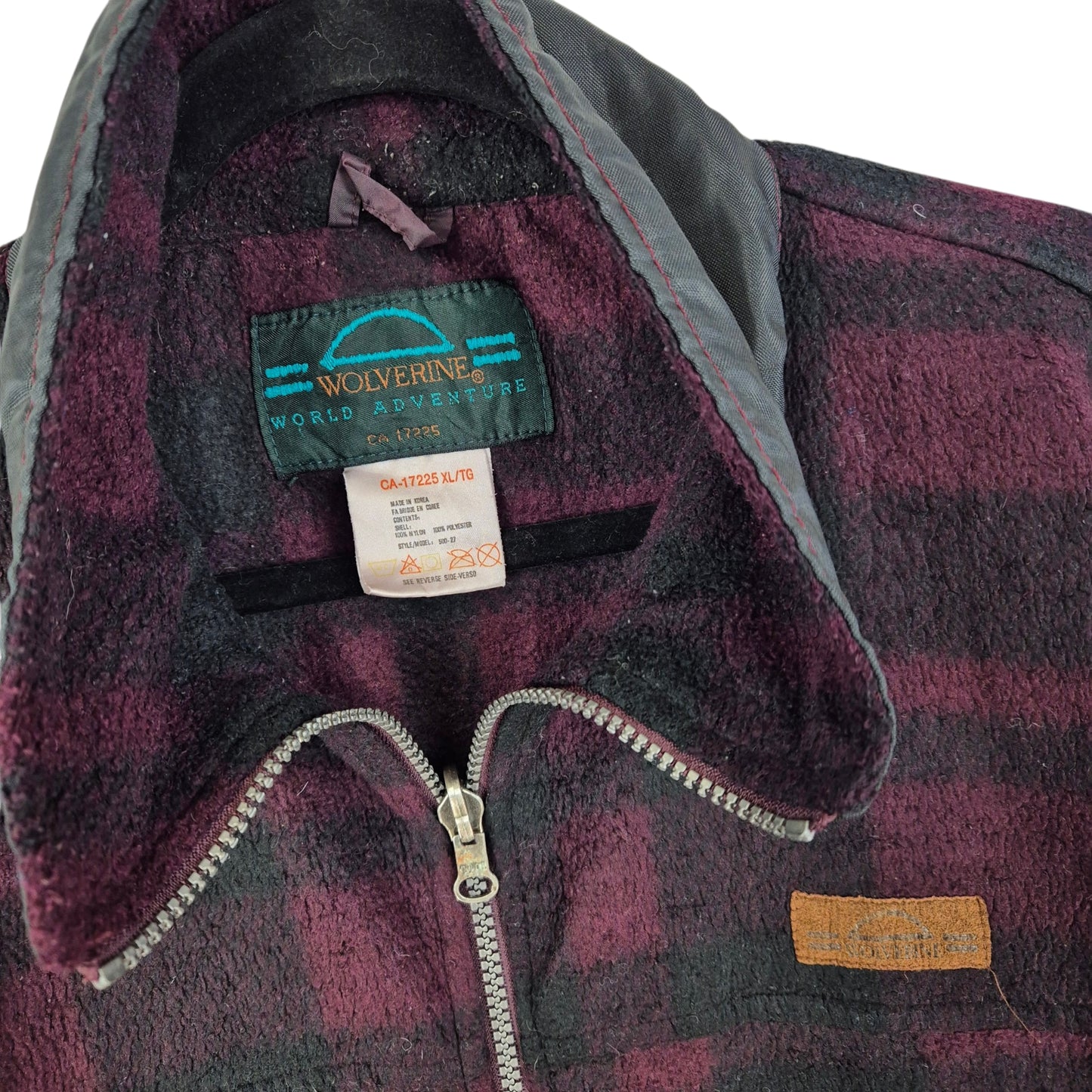 Vintage Wolverine Adventure 90's Burgundy & Black Fleece Zip Jumper Size XL