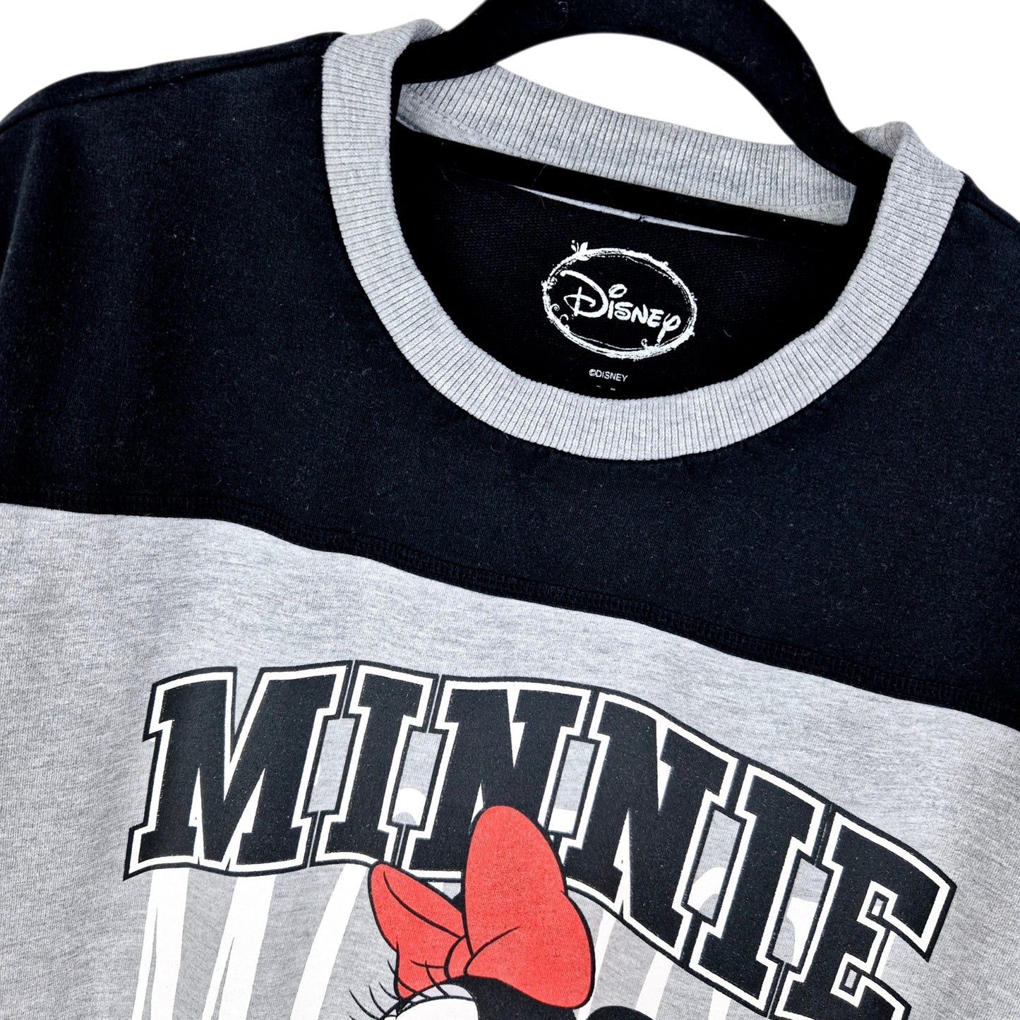 Disney Minnie Mouse Grey Light Crewneck Sweater Size M