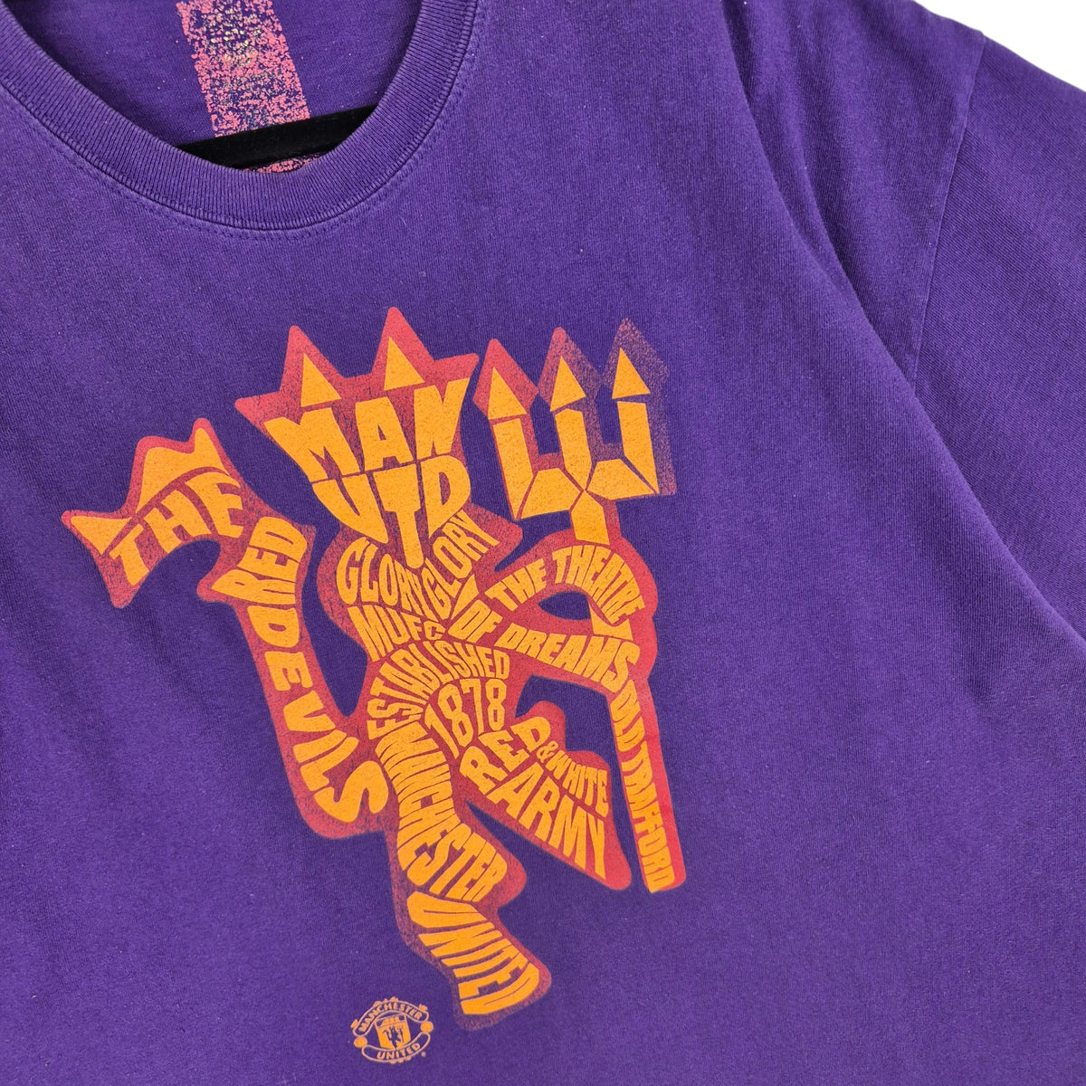 Manchester United Purple Tee Shirt Size XL