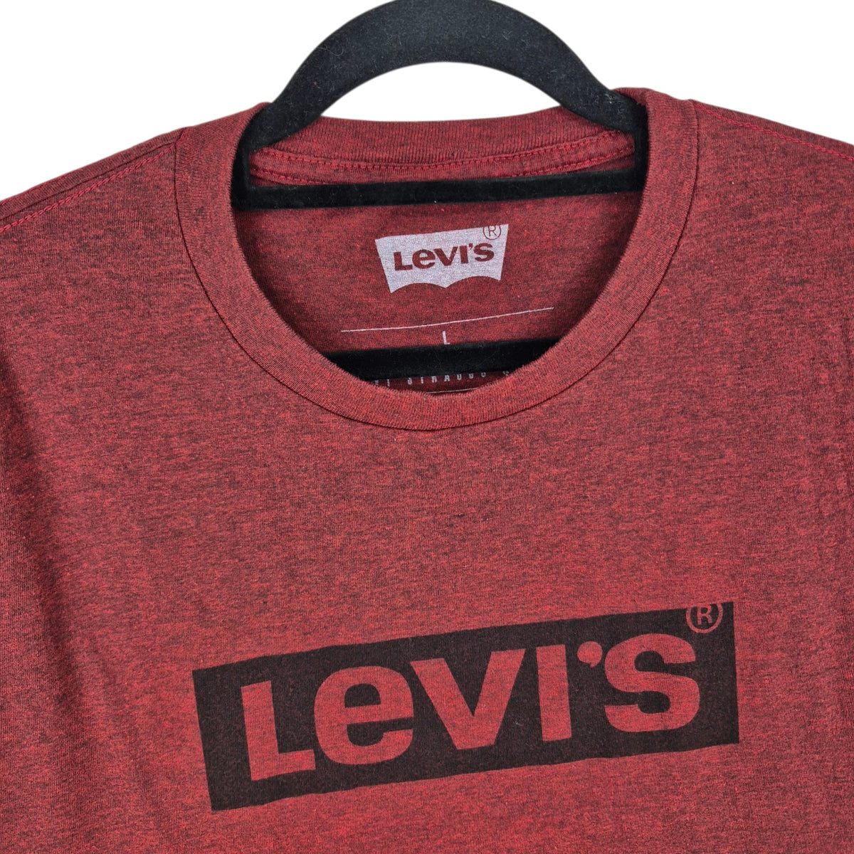 Levis Burgundy Tee Shirt Size L