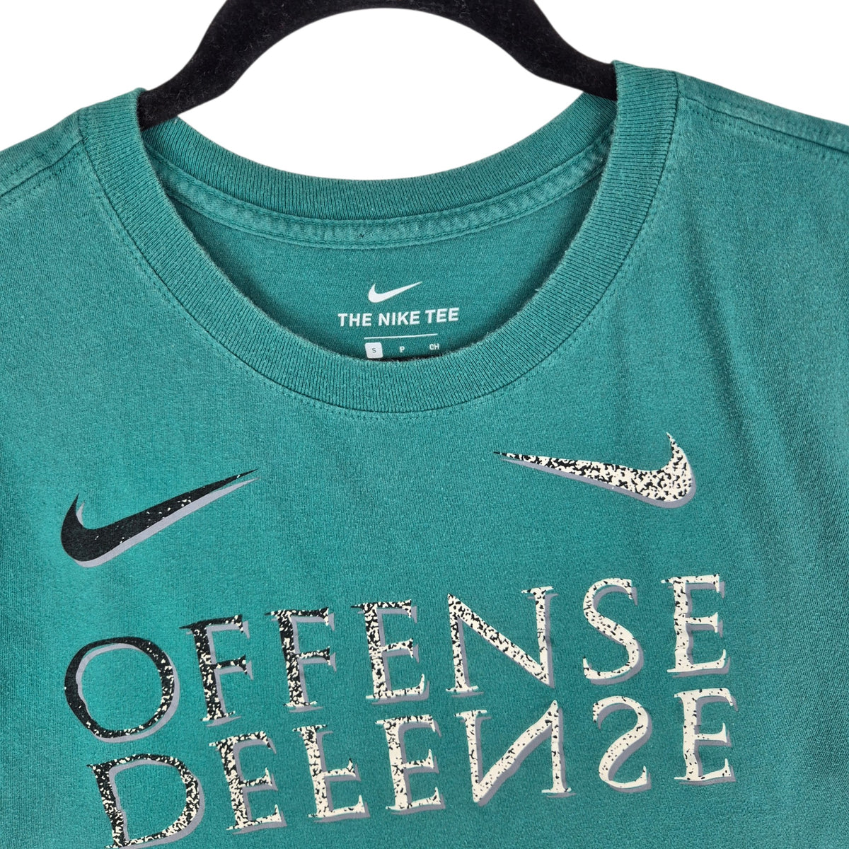 Nike Green Offence Defense Tee Shit Size S