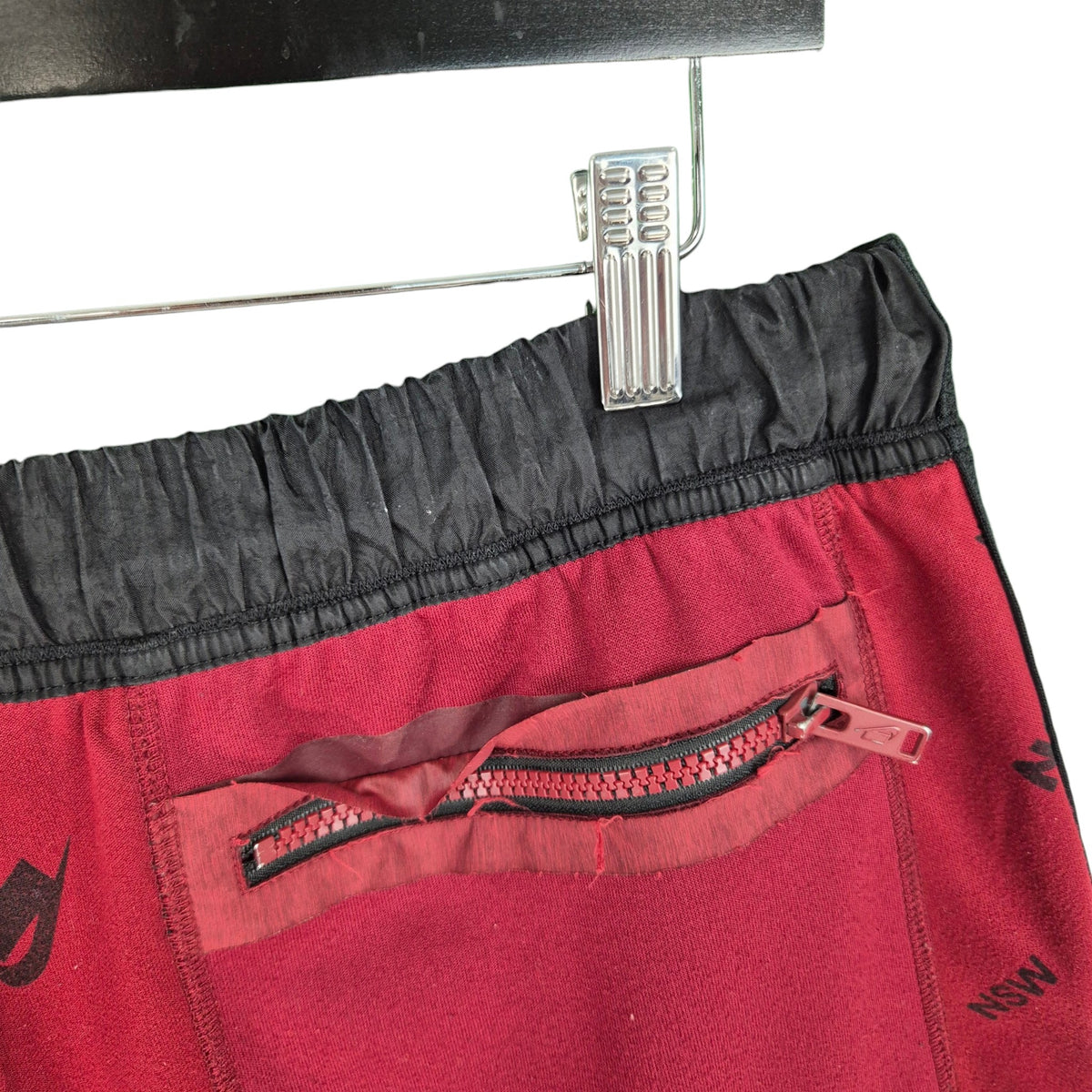 Nike NSW Burgundy Shorts Size M
