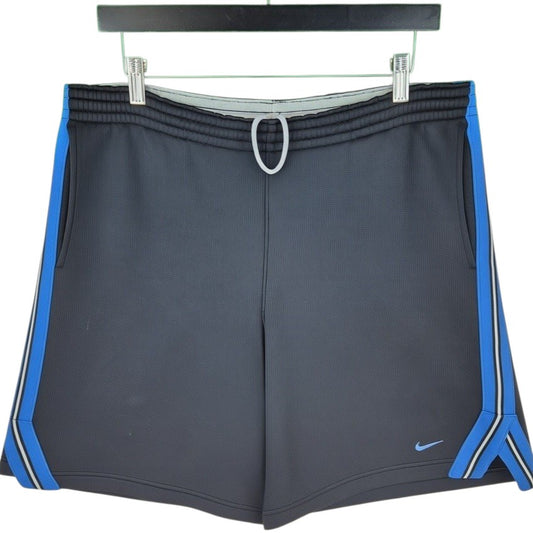 Vintage Nike 2000's Black Sport Shorts Size M
